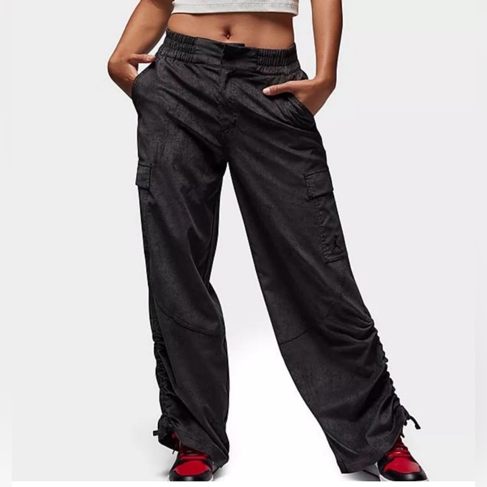 NWOT Nike‎ Air Jordan Corduroy Chicago Pants Black Medium